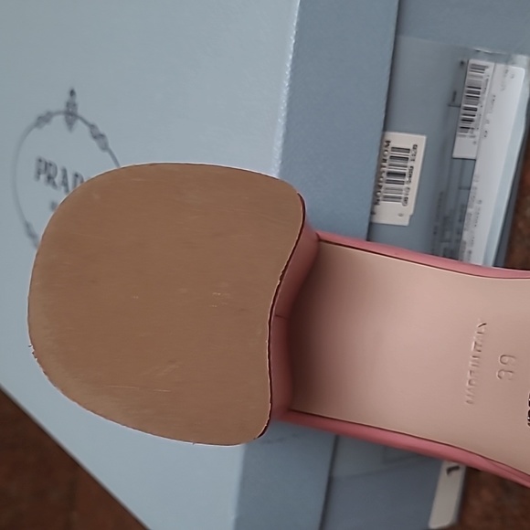 Authentic prada shoes/ slightly worn - Picture 9 of 10